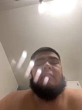 Snapshot of daddymaniaco69 chatting on 12.11.24 daddymaniaco69 online show from 12.11.24