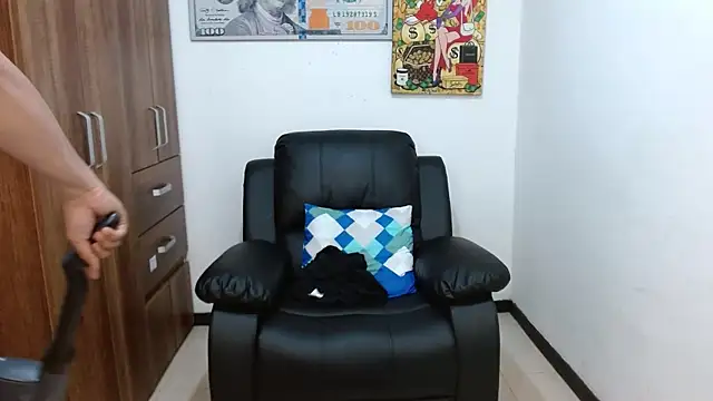 Snapshot of boss_of_cash chatting on 11.28.25 boss of cash online show from 11.28.25