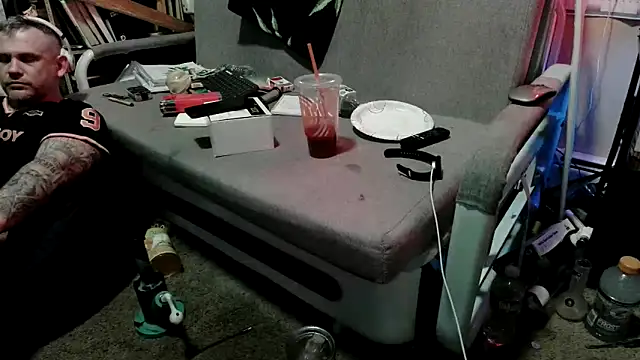 TwoFarty240 online show from 03.19.26