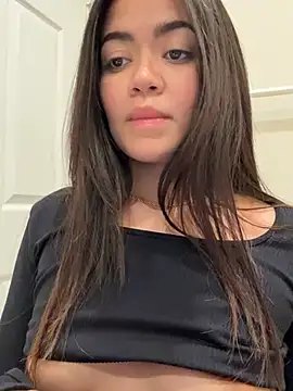 Snapshot of xsweetv chatting on 02.02.25 xsweetv online show from 02.02.25