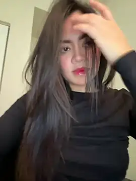 Snapshot of xsweetv chatting on 02.05.25 xsweetv online show from 02.05.25