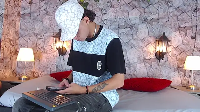 Samuel Hilton online show from 12.15.24