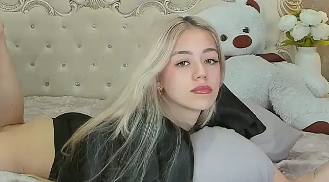 STELLA RICH online show from 01.14.25