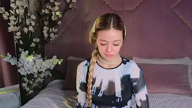 STELLA RICH online show from 03.08.25