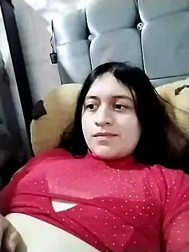 Yaz Moon online show from 01.30.25