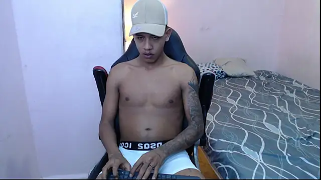 mr stiven  online show from 02.01.25