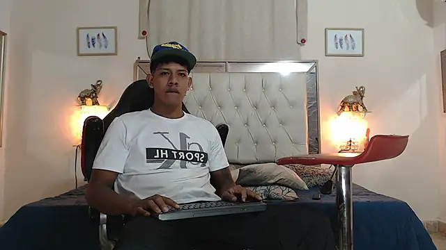 mr stiven  online show from 09.10.25