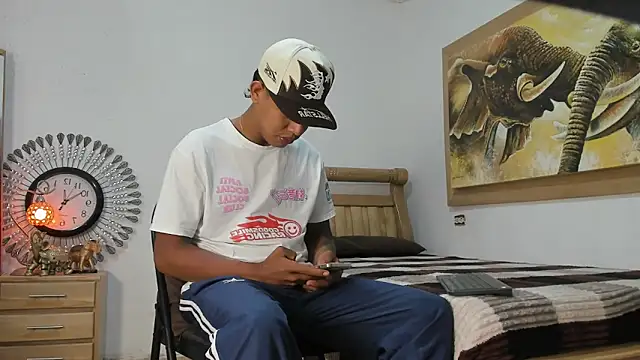 mr stiven  online show from 04.18.26