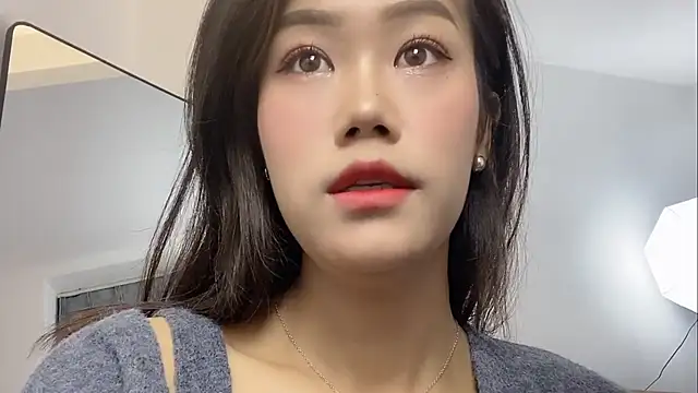 Bella-LL online show from 03.05.25