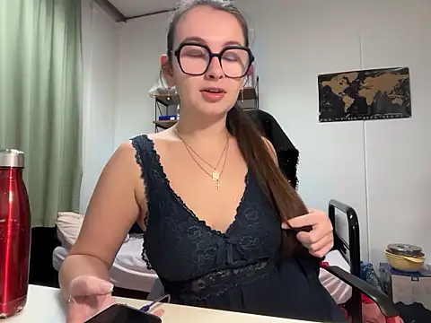 gwen lust online show from 12.01.25