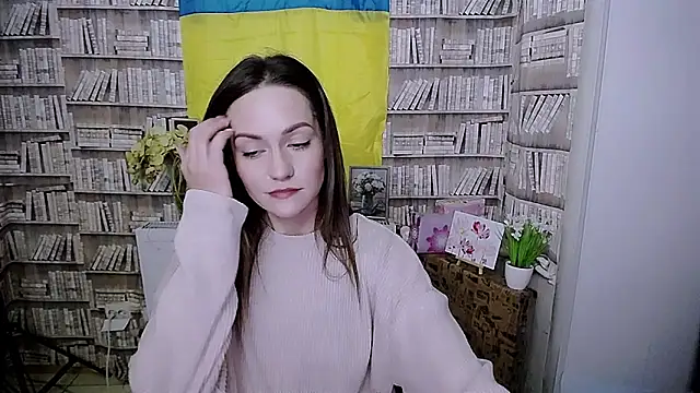 Lina Star S online show from 09.19.25