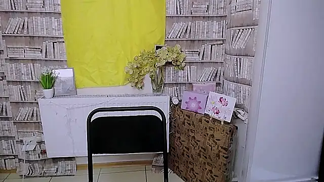 Lina Star S online show from 10.05.25