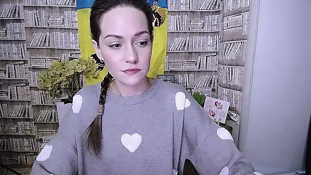 Lina Star S online show from 10.21.25