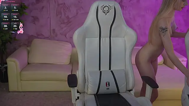 Ewa Pearl online show from 01.31.25