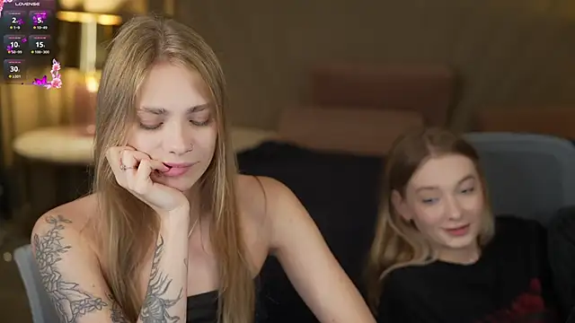 Ewa Pearl online show from 09.14.25