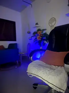 jazmin anbar online show from 04.02.26