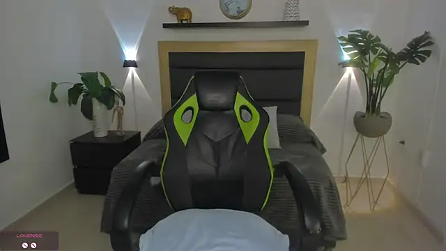 catleya 0 online show from 01.29.25