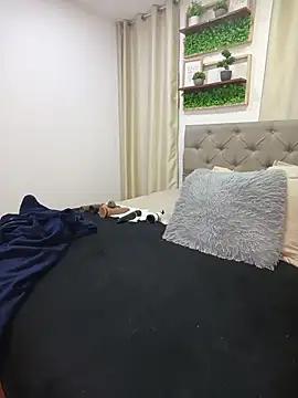 Snapshot of sasi_luna chatting on 02.28.26 sasi luna online show from 02.28.26