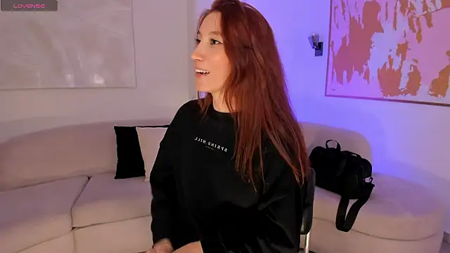 MiaFarrell  online show from 02.02.26