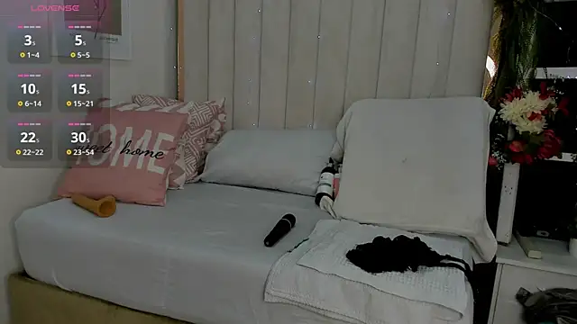 africa holmes online show from 10.05.25