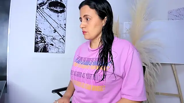 africa holmes online show from 12.16.25