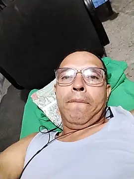 Snapshot of Alex011277 chatting on 10.04.25 Alex011277 online show from 10.04.25