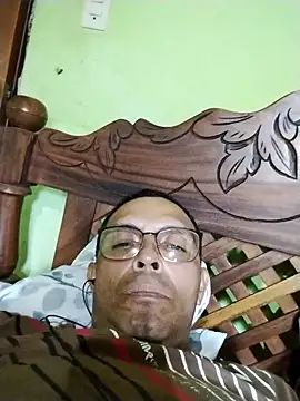 Snapshot of Alex011277 chatting on 10.08.25 Alex011277 online show from 10.08.25