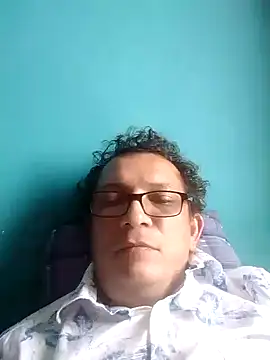 Snapshot of Bombi22 chatting on 02.09.25 Bombi22 online show from 02.09.25