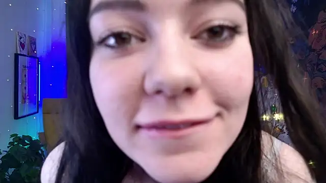 Lana  Cute  online show from 12.15.24