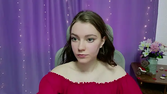 Lana  Cute  online show from 04.15.26