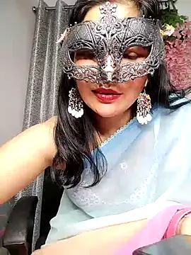 Snapshot of sexy_bhabhi69 chatting on 01.08.25 sexy bhabhi69 online show from 01.08.25