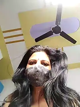Snapshot of sexy_bhabhi69 chatting on 01.13.25 sexy bhabhi69 online show from 01.13.25