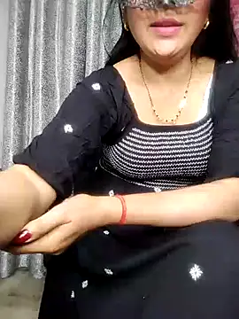 Snapshot of sexy_bhabhi69 chatting on 01.19.25 sexy bhabhi69 online show from 01.19.25