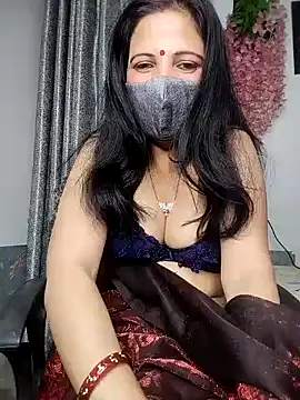 Snapshot of sexy_bhabhi69 chatting on 02.02.25 sexy bhabhi69 online show from 02.02.25