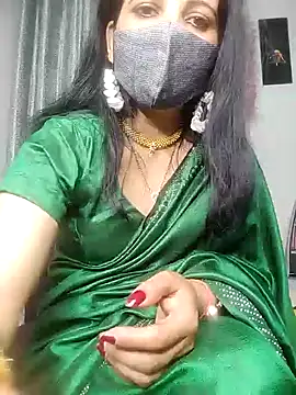 Snapshot of sexy_bhabhi69 chatting on 02.04.25 sexy bhabhi69 online show from 02.04.25