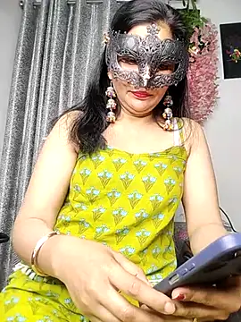 Snapshot of sexy_bhabhi69 chatting on 03.09.25 sexy bhabhi69 online show from 03.09.25