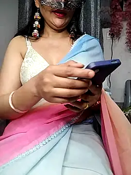 Snapshot of sexy_bhabhi69 chatting on 03.20.25 sexy bhabhi69 online show from 03.20.25