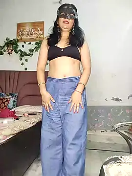 Snapshot of sexy_bhabhi69 chatting on 09.14.25 sexy bhabhi69 online show from 09.14.25