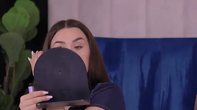 Jenna Day online show from 06.08.26