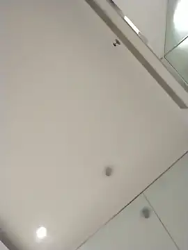 Snapshot of Dannydy2015 chatting on 11.10.25 Dannydy2015 online show from 11.10.25