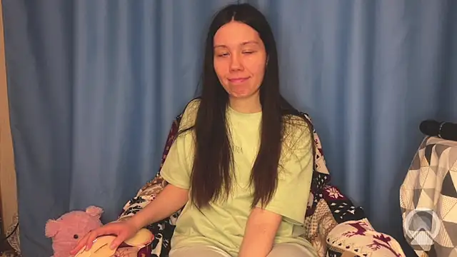 pink pikachu  online show from 04.11.26