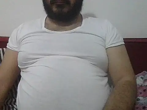 Snapshot of UrfavSlaveBitch chatting on 03.03.26 UrfavSlaveBitch online show from 03.03.26