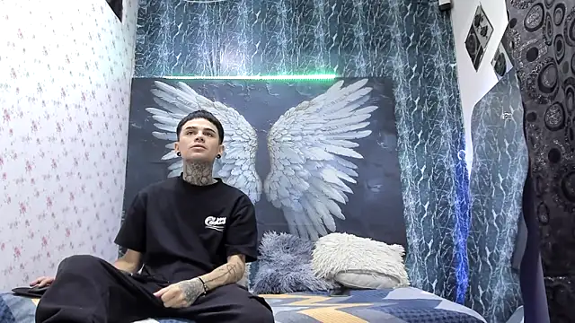 exotic hot couple online show from 03.29.26