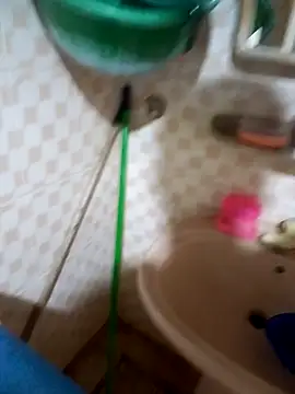 shenLytle online show from 10.10.25