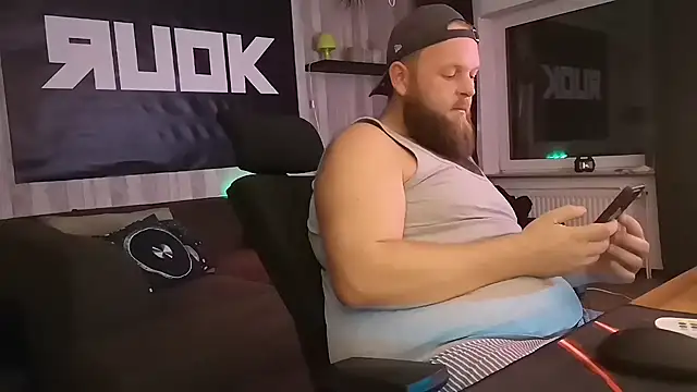 TinyDickBear online show from 09.10.25