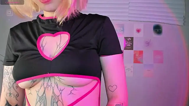 tender kiitty online show from 12.23.24