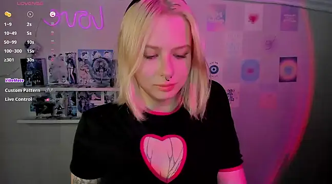 tender kiitty online show from 01.12.25