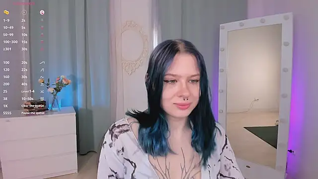 tender kiitty online show from 05.07.26