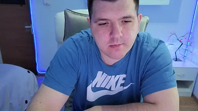Snapshot of JasonJacks chatting on 04.19.26 JasonJacks online show from 04.19.26
