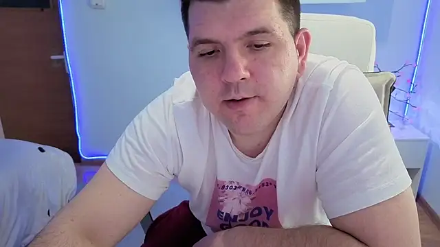 Snapshot of JasonJacks chatting on 04.23.26 JasonJacks online show from 04.23.26